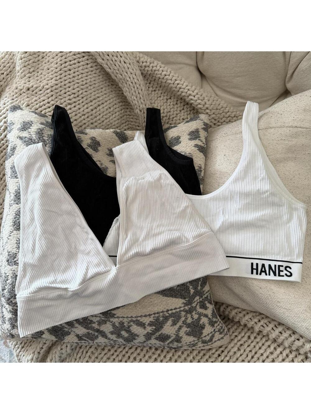Bundle 3 ribbed sports bras in Large / XL - garage, Hanes and colsie